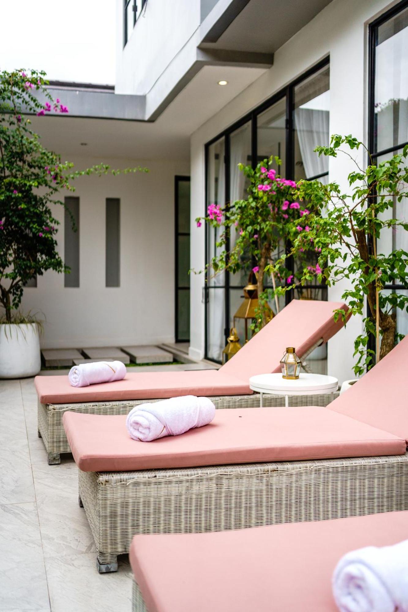 Maison Jolie Villa By Betterplace Canggu Eksteriør billede